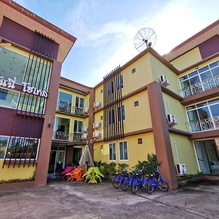 Honey Hotel Chiang Saen Buitenkant foto