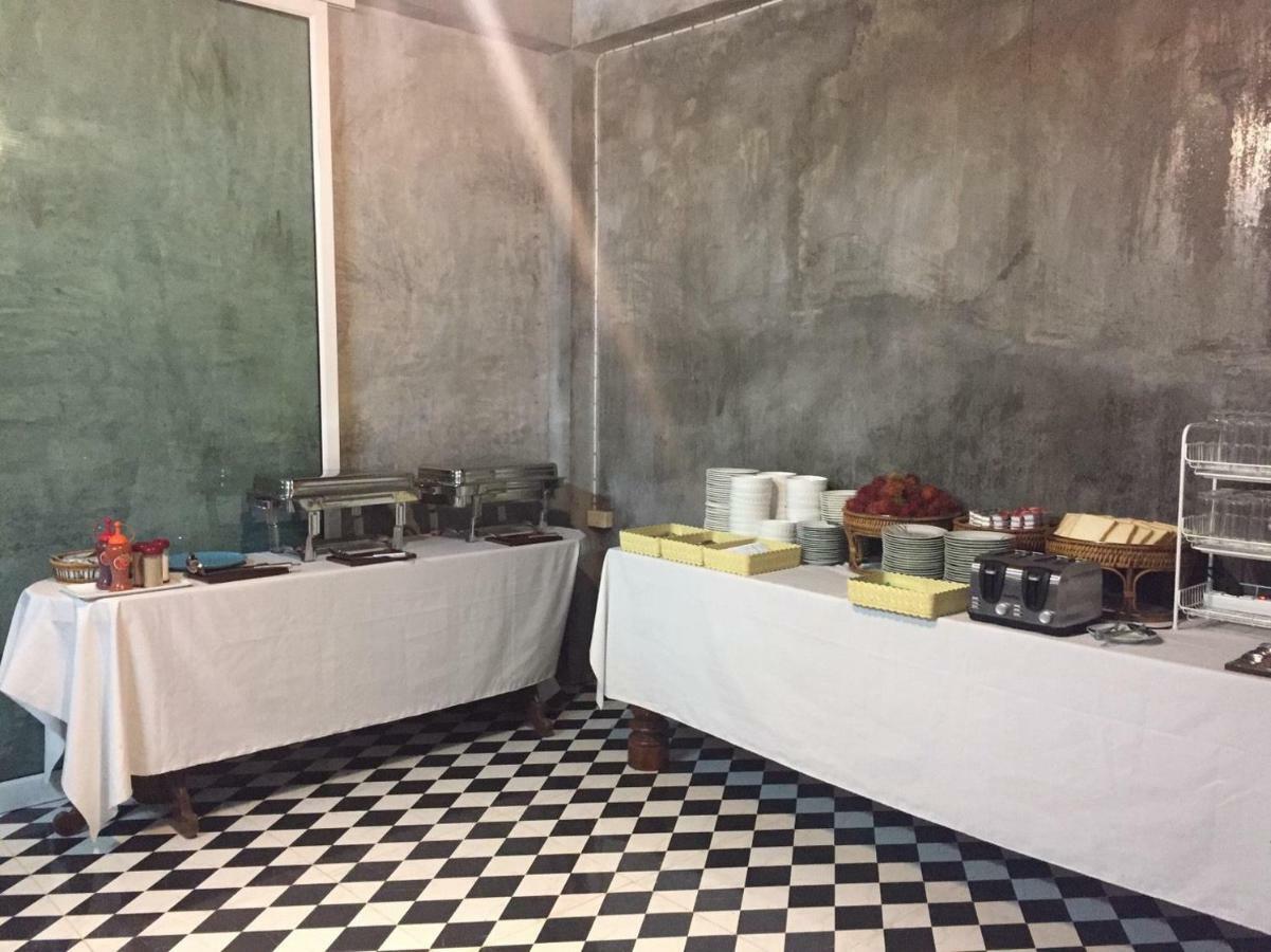 Honey Hotel Chiang Saen Buitenkant foto
