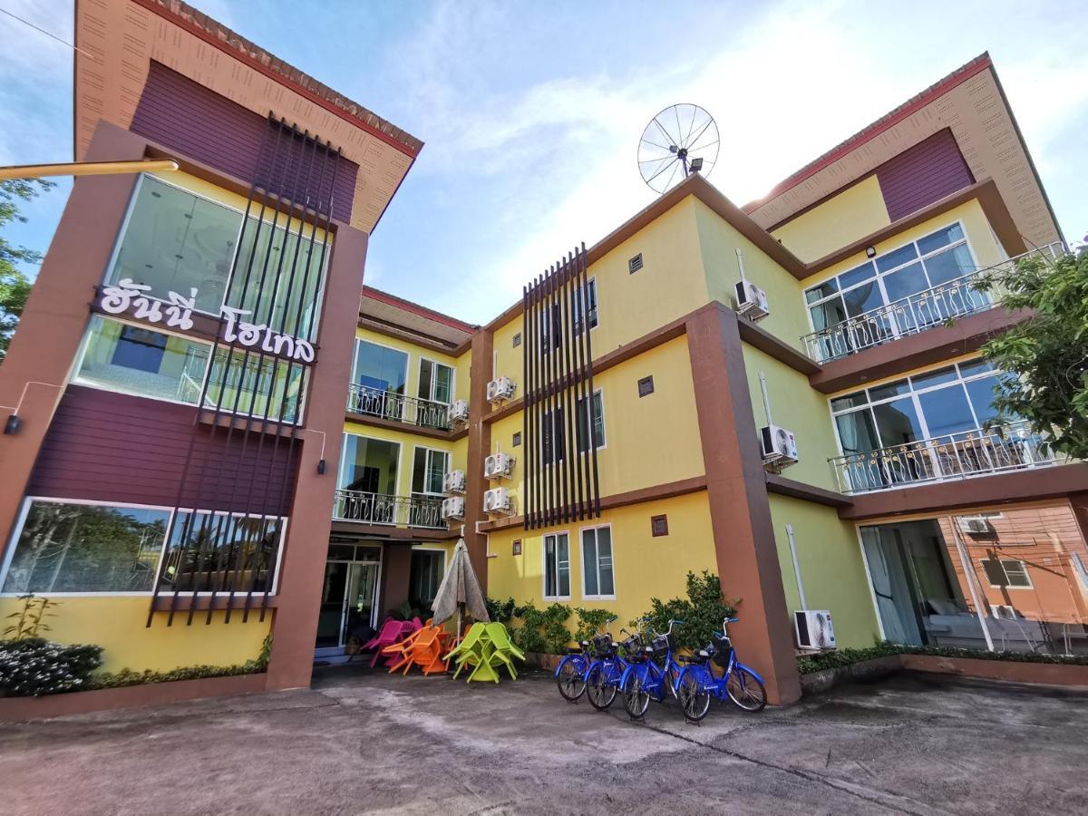 Honey Hotel Chiang Saen Buitenkant foto